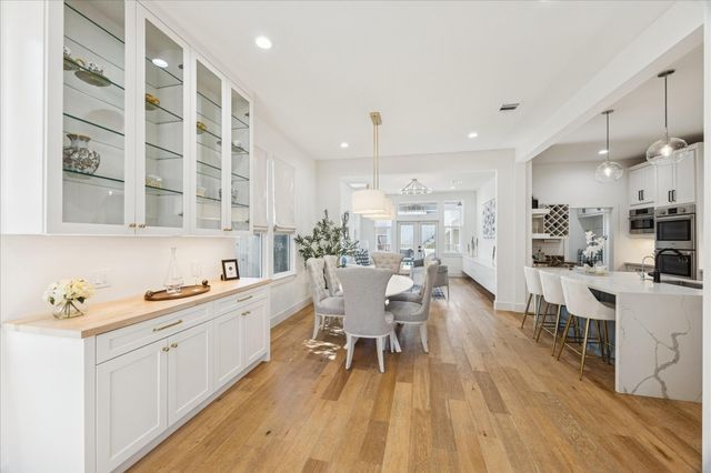 517 Harvard Street, Houston, TX 77007