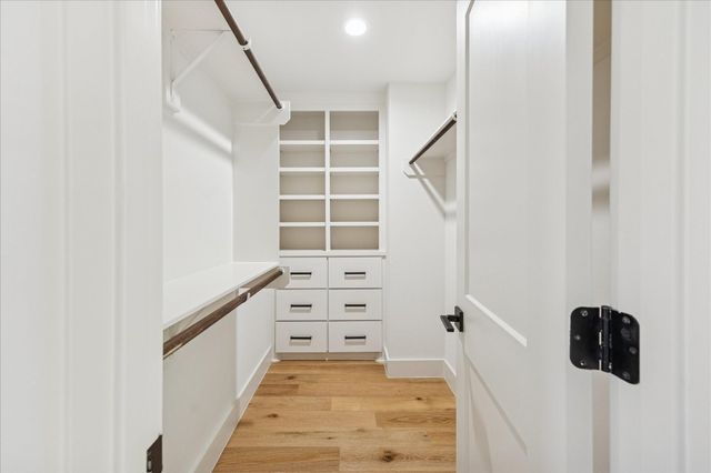 517 Harvard Street, Houston, TX 77007