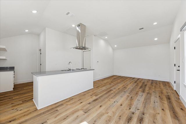 517 Harvard Street, Houston, TX 77007