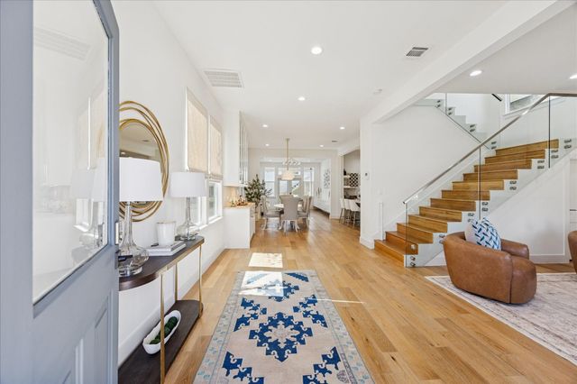 517 Harvard Street, Houston, TX 77007