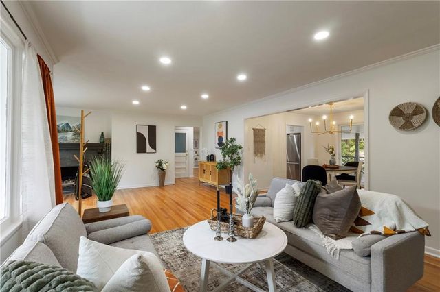 508 W 96th Terrace, Kansas City, MO 64114