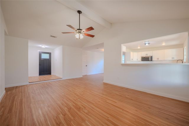 7622 Westbank Avenue, Houston, TX 77064