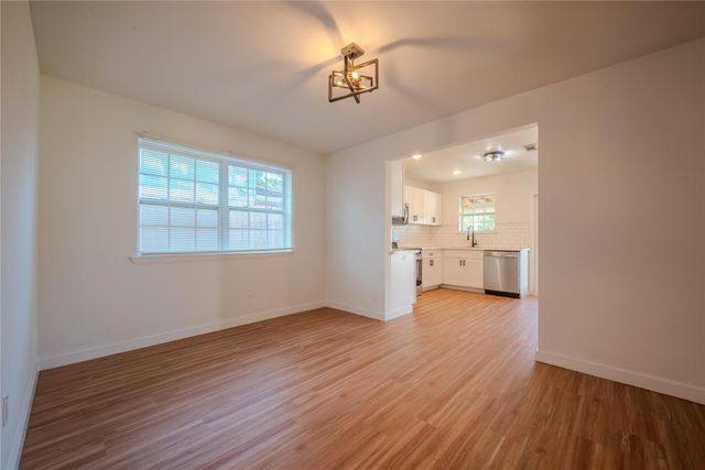 7622 Westbank Avenue, Houston, TX 77064