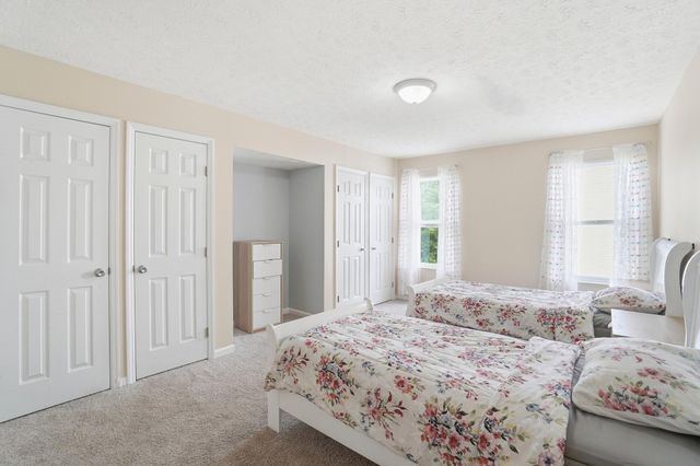 166 Regency Square 166 Regency Square, Maineville, OH 45039