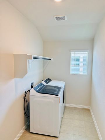 4012 Joe Pool Drive, Farmersville, TX 75442