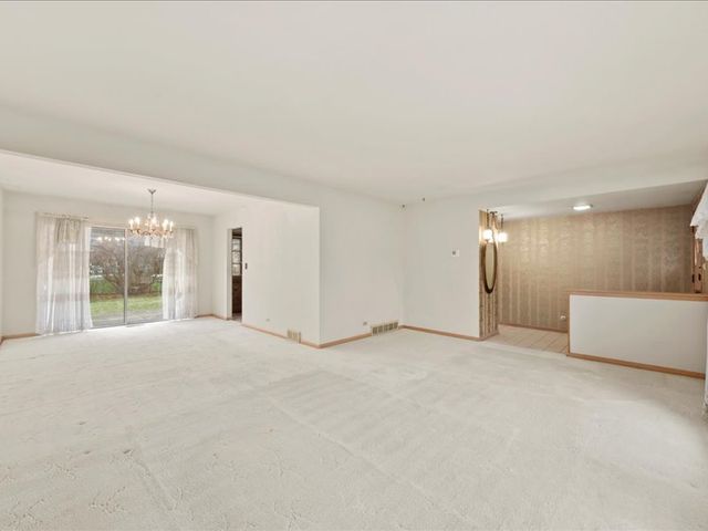 541 E 168 Street, South Holland, IL 60473