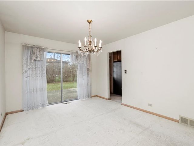 541 E 168 Street, South Holland, IL 60473