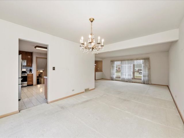 541 E 168 Street, South Holland, IL 60473