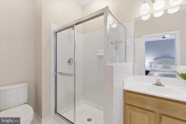 19905 UPLAND TER, Ashburn, VA 20147