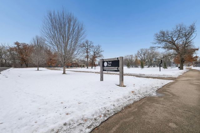 4500 Parkside Lane, Edina, MN 55436