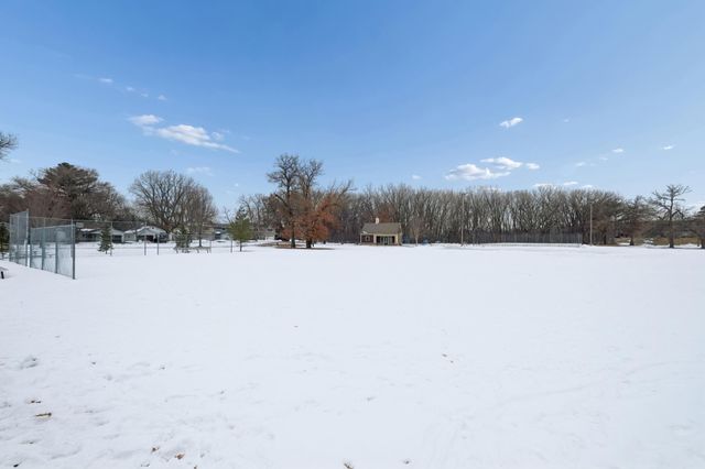 4500 Parkside Lane, Edina, MN 55436