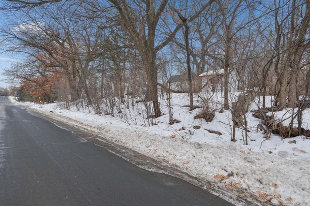 4500 Parkside Lane, Edina, MN 55436