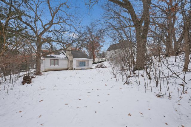 4500 Parkside Lane, Edina, MN 55436