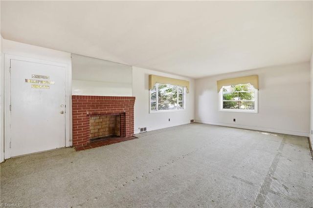 6628 University Parkway, Rural Hall, NC 27045