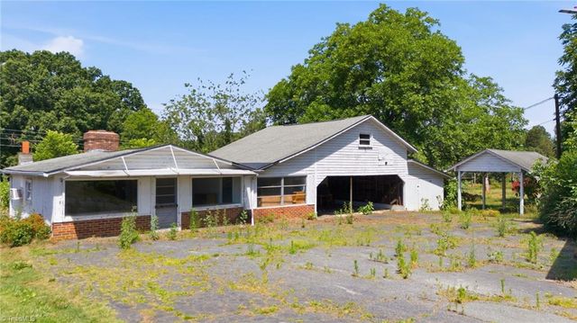 6628 University Parkway, Rural Hall, NC 27045