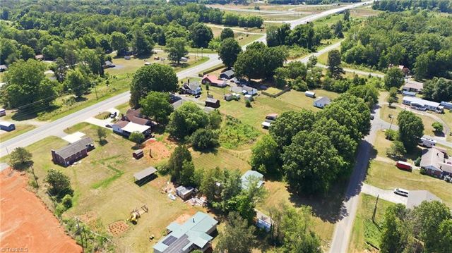 6628 University Parkway, Rural Hall, NC 27045