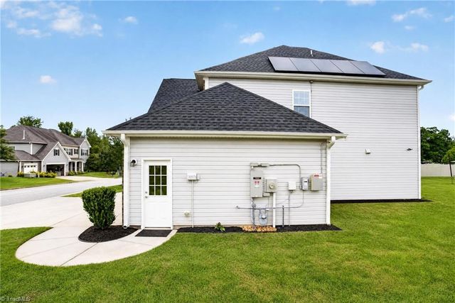6605 Jockey Club Drive, Whitsett, NC 27377
