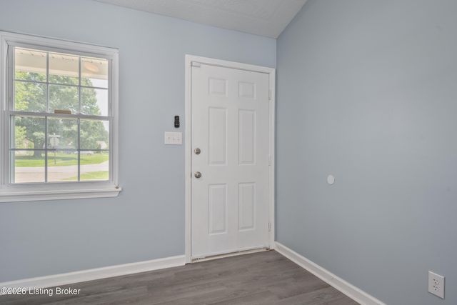 12226 Somerset Dr, Louisville, KY 40229