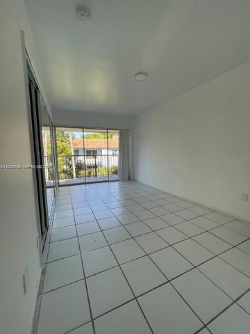 4271 NW 11th St 1, Miami, FL 33126