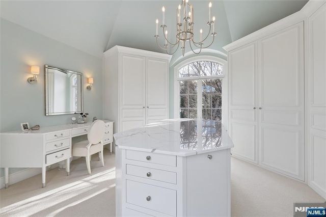 66 Hoover Drive, Cresskill, NJ 07626