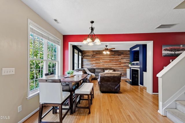 809 Willowedge Court, Knightdale, NC 27545