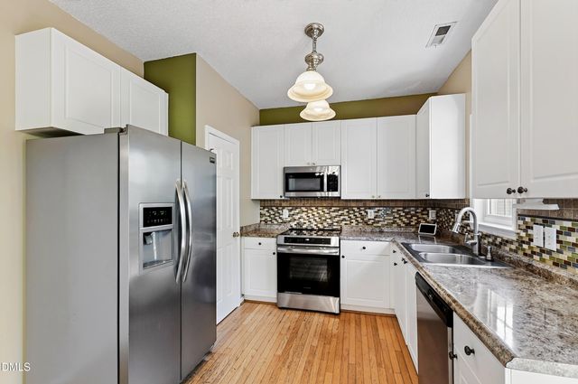 809 Willowedge Court, Knightdale, NC 27545