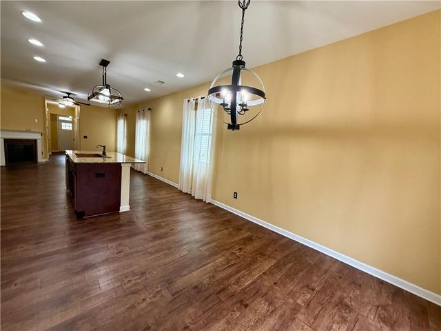 500 Altama Way, Acworth, GA 30102