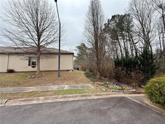 500 Altama Way, Acworth, GA 30102