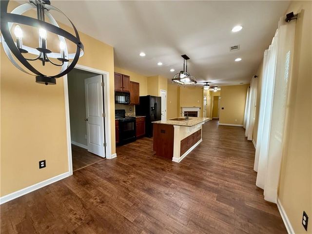 500 Altama Way, Acworth, GA 30102