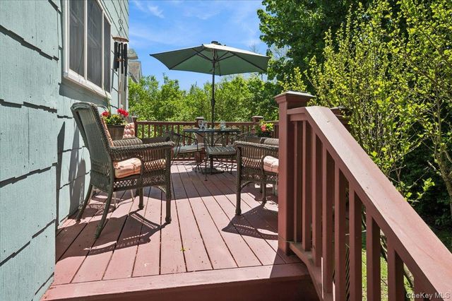 29 McKinley Place, Ardsley, NY 10502