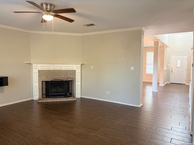 13003 LEGEND CAVE DR, San Antonio, TX 78230