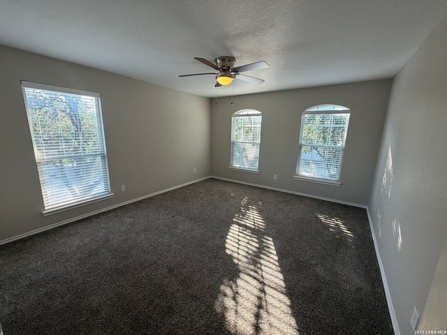 13003 LEGEND CAVE DR, San Antonio, TX 78230