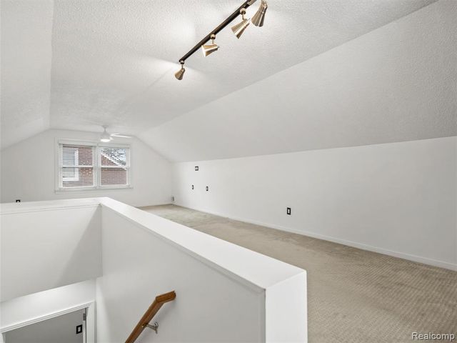 2090 Bradford Road, Birmingham, MI 48009