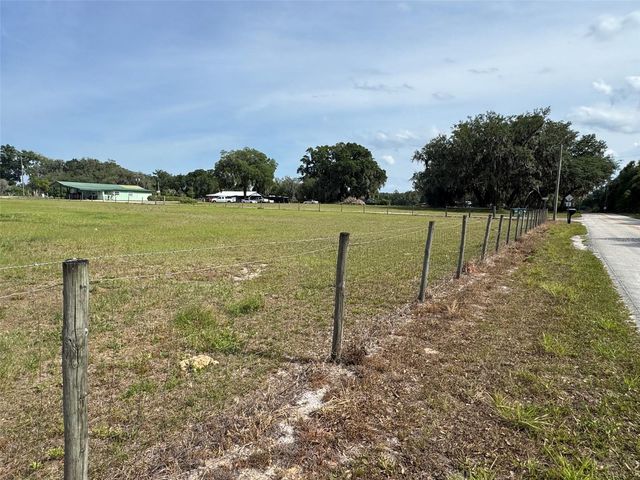 807 CAMPBELL LANE, De Leon Springs, FL 32130