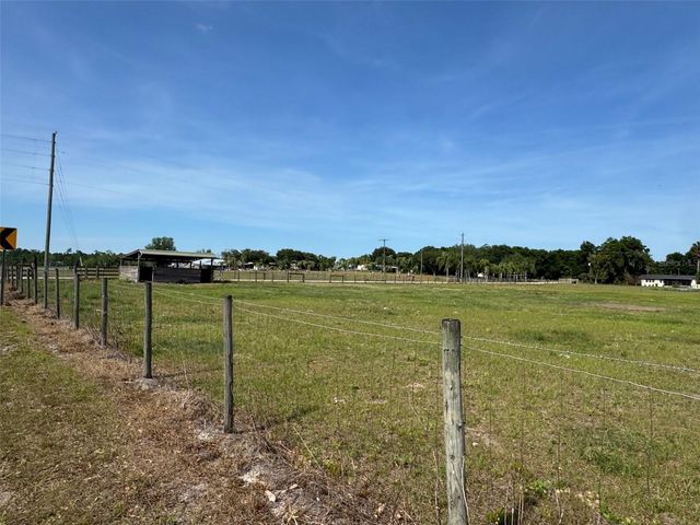 807 CAMPBELL LANE, De Leon Springs, FL 32130