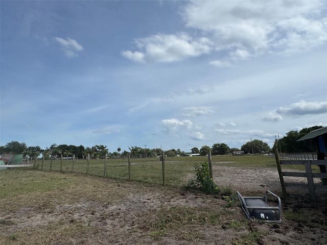 807 CAMPBELL LANE, De Leon Springs, FL 32130