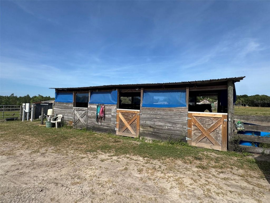 807 CAMPBELL LANE, De Leon Springs, FL 32130