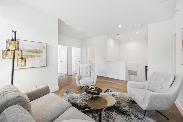 1834 W Tidwell Road, Houston, TX 77091