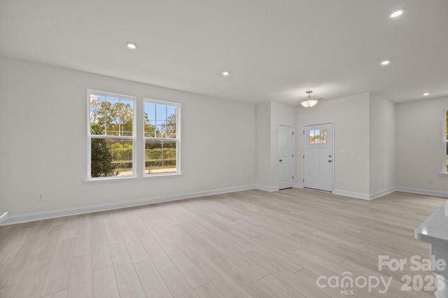 2926 Clyde Drive, Charlotte, NC 28208