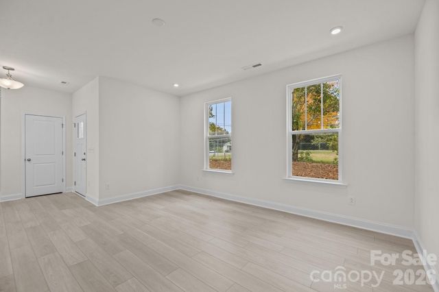 2926 Clyde Drive, Charlotte, NC 28208