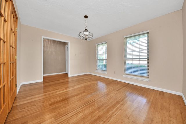12122 Dorrance Lane, Meadows Place, TX 77477