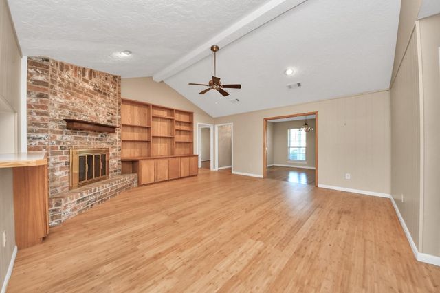 12122 Dorrance Lane, Meadows Place, TX 77477