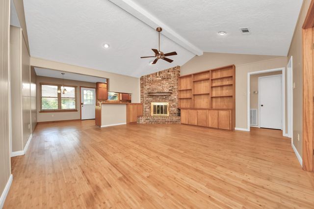 12122 Dorrance Lane, Meadows Place, TX 77477