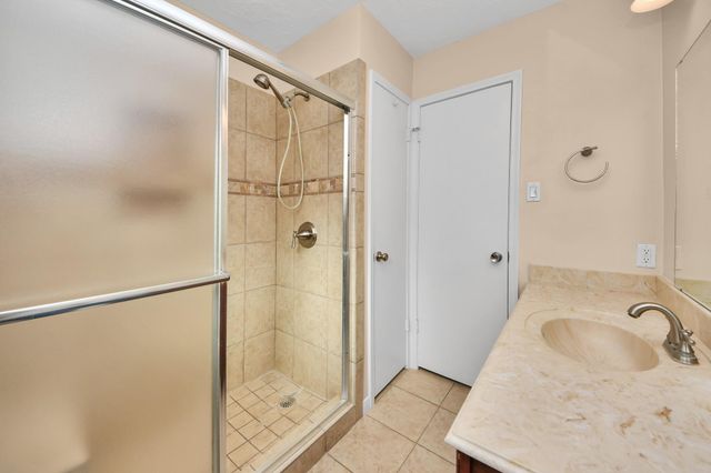 12122 Dorrance Lane, Meadows Place, TX 77477
