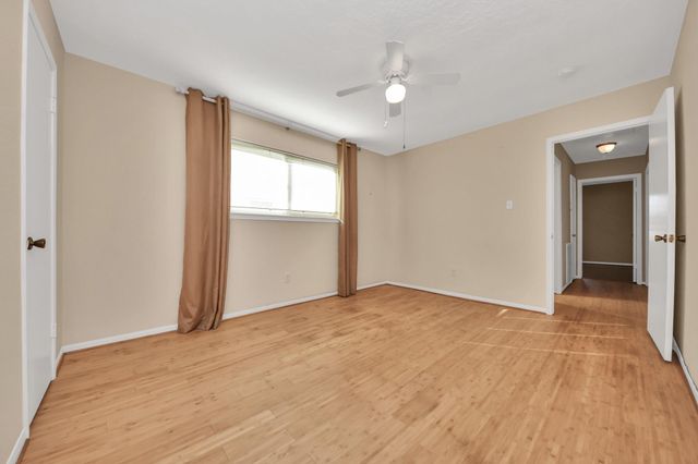 12122 Dorrance Lane, Meadows Place, TX 77477