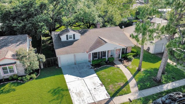 12122 Dorrance Lane, Meadows Place, TX 77477