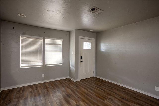 2217 2nd Street, Port Neches, TX 77651