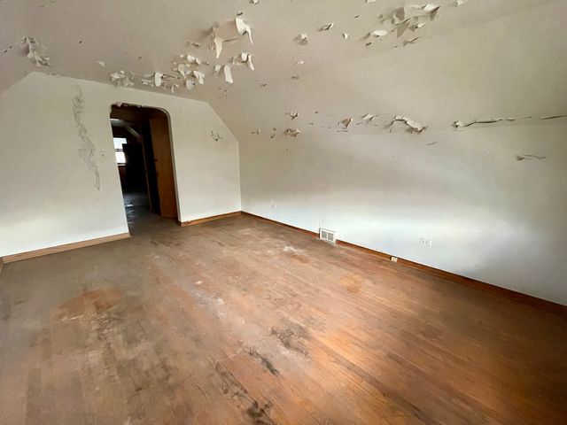 10209 S Vernon Avenue, Chicago, IL 60628