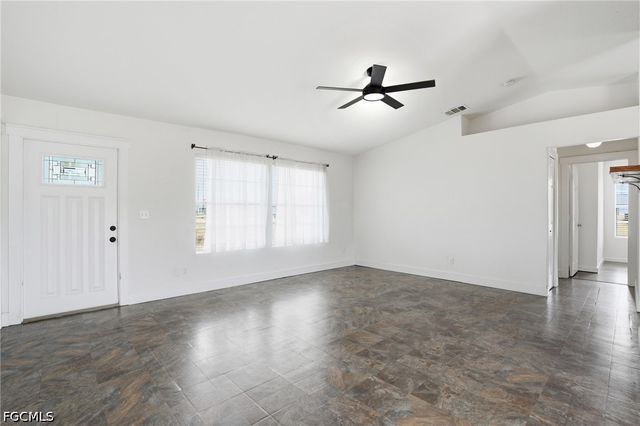 18 NW 26Th TER, Cape Coral, FL 33993
