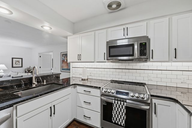 5172 Green Meadow Road 83, Kalamazoo, MI 49009